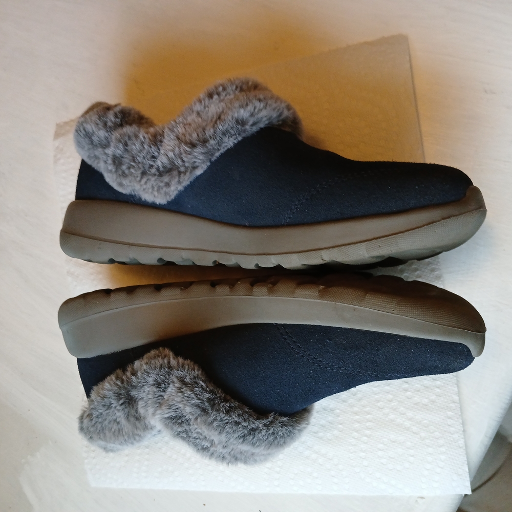Skechers Black and Gray Athletic Shoes with Plush Comfort